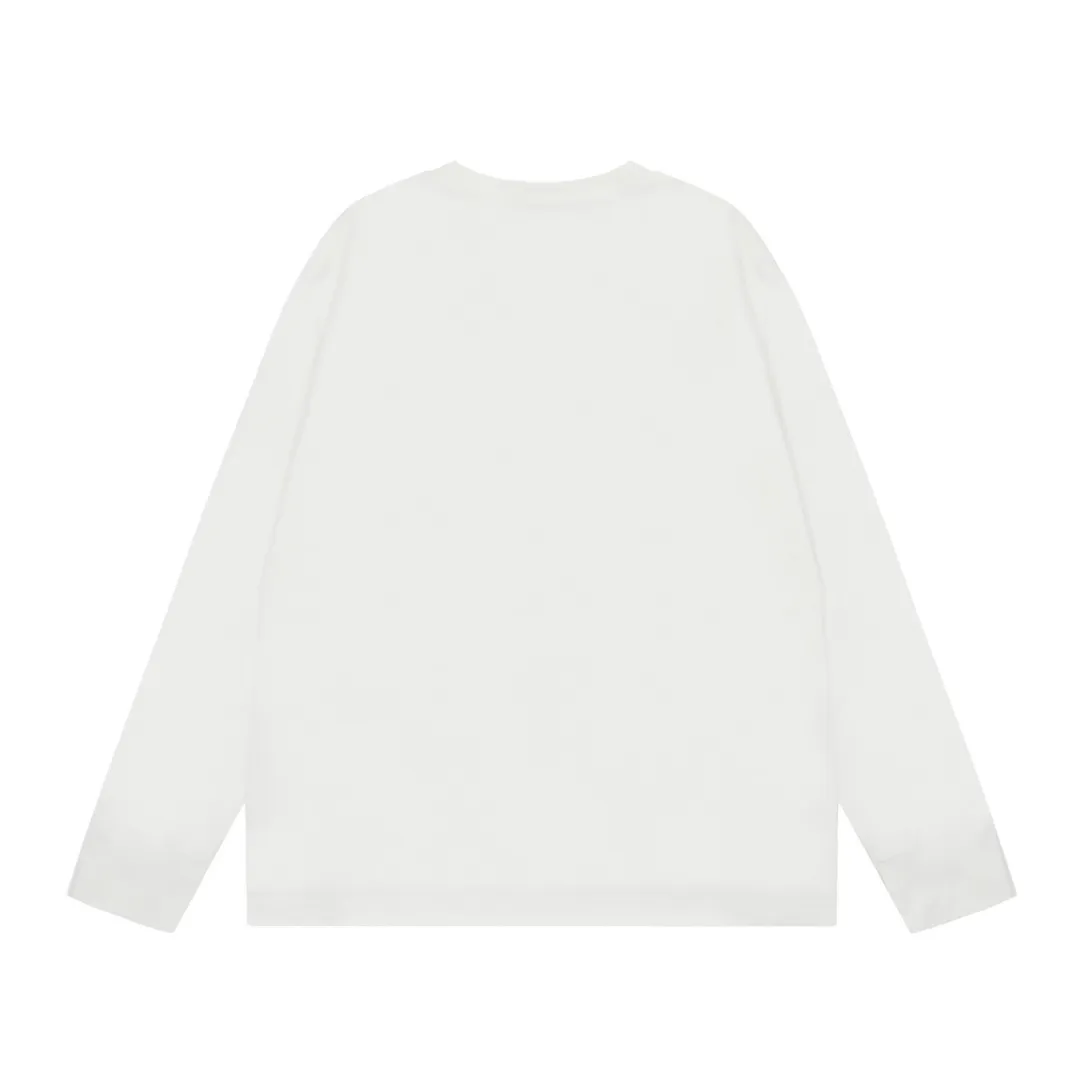 Classic Long Sleeve" vivienne west wood West Queen Mother Vivienne Saturn Classic Versatile Long Sleeve Simple and fashionable, highly practical to wear inside and outside. The top hot model in 2024. No need to say more. Open the details directly. Correct accessories for the whole series. Every detail is completely restored. Straightforward to full Size: XS-L Color: Black White